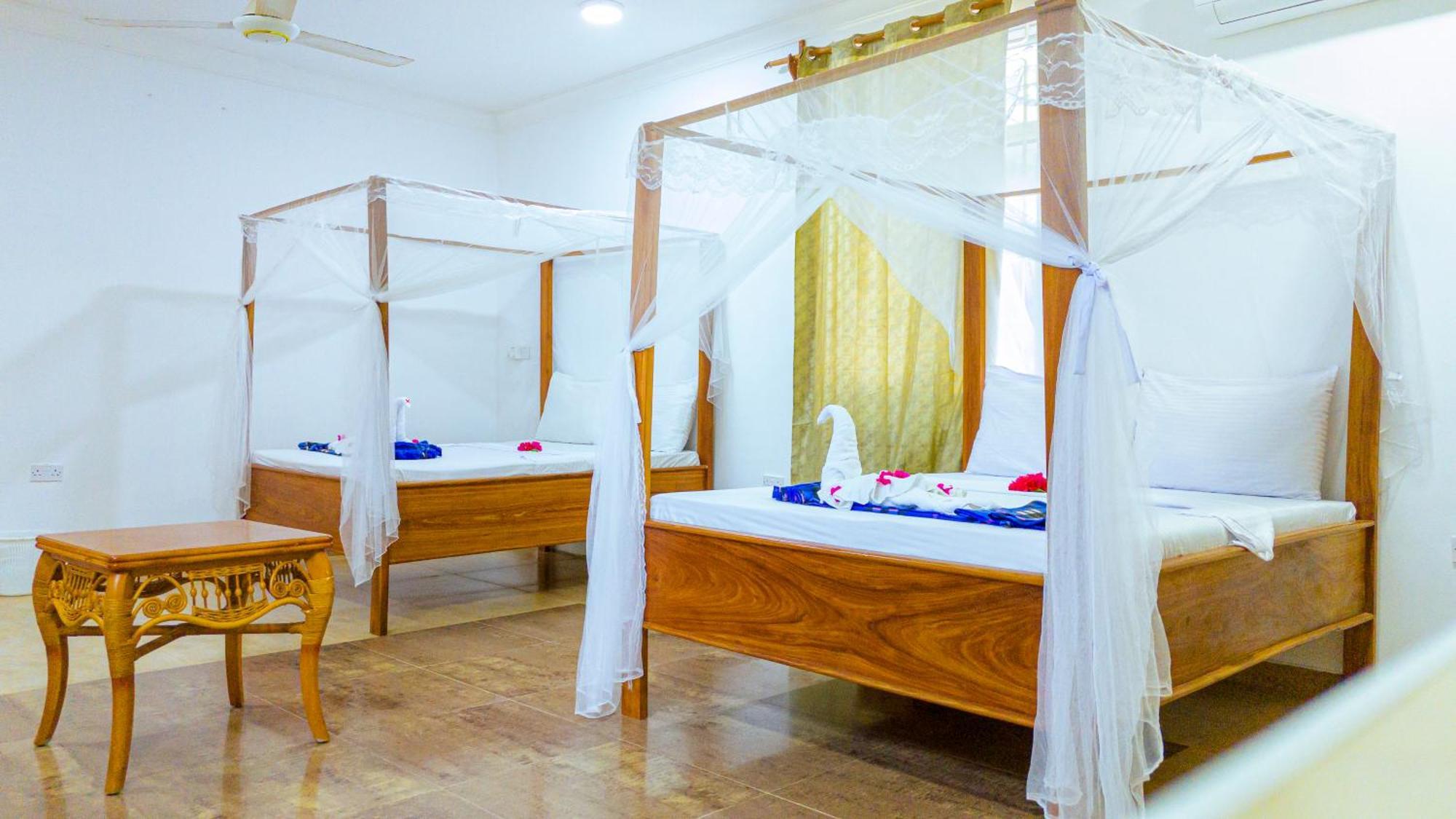Sands Inn Hotel Pwani Mchangani Eksteriør bilde